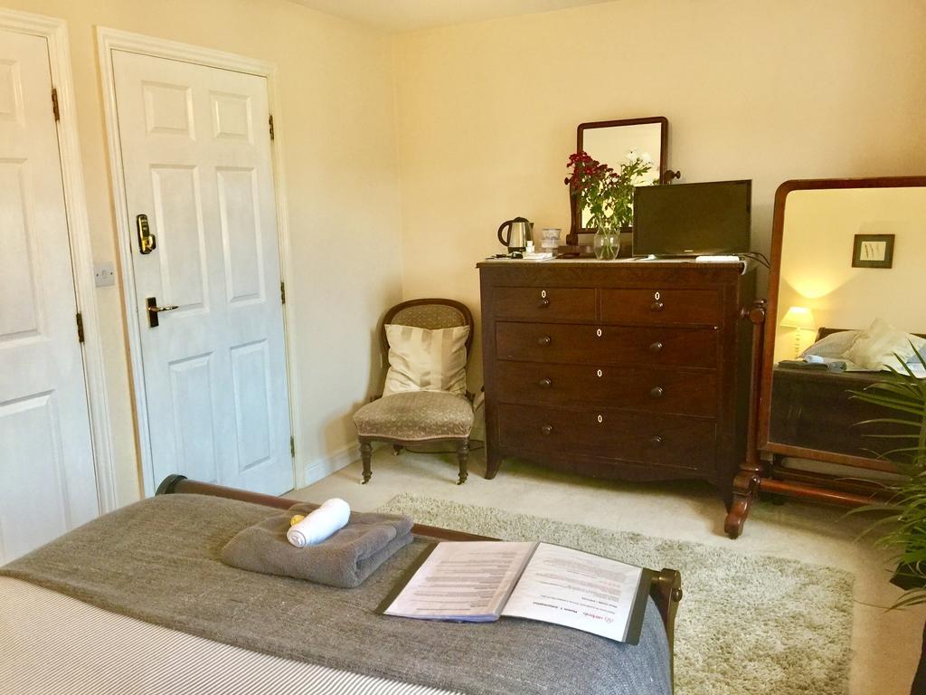 Lynbrook Grove Guesthouse Londra Esterno foto